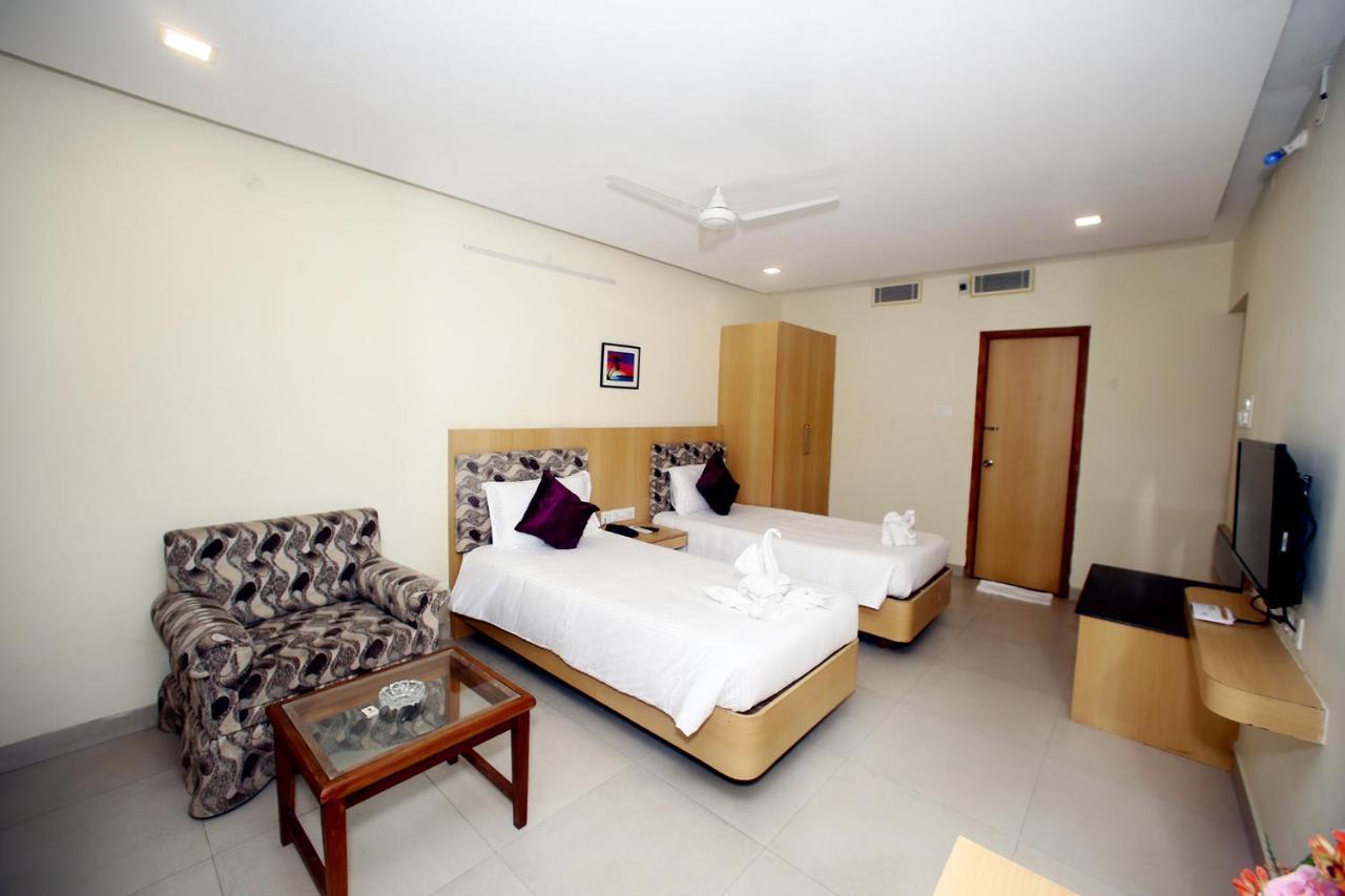Kgl Grand Hotel チェンナイ エクステリア 写真